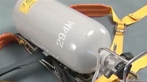 正壓式空氣呼吸器教學視頻(正壓式空氣呼吸器教學視頻大全)縮略圖