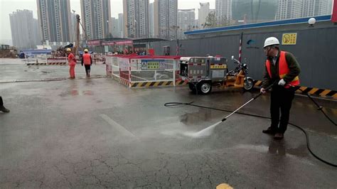 灑水車沖洗馬路(灑水車沖洗馬路牙)縮略圖 灑水車沖洗馬路(灑水車沖洗馬路牙)縮略圖