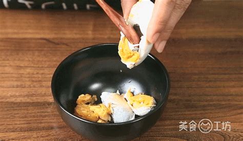咸鴨蛋對人體的危害,咸鴨蛋對人體的危害每天吃一個縮略圖